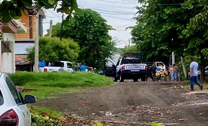APATZINGÁN Un muerto y tres heridos, saldo de agresión armada en tienda de Apatzingán (3)