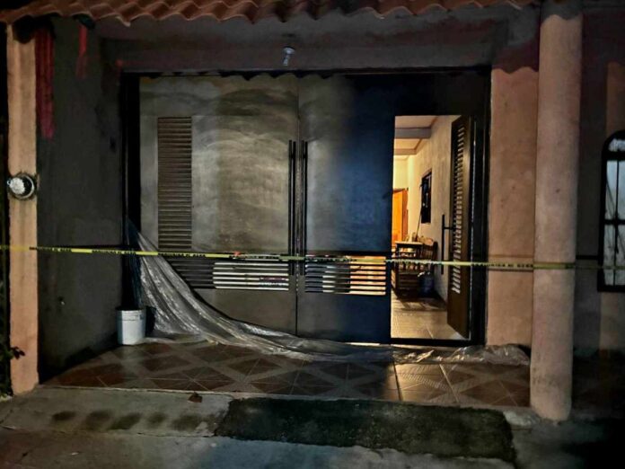 LÁZARO CÁRDENAS Persiguen y matan a joven que se escondía en un domicilio ajeno
