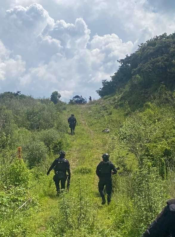 TARÍMBARO Hallan fosa clandestina y 8 osamentas humanas en paraje de Tarímbaro (2)