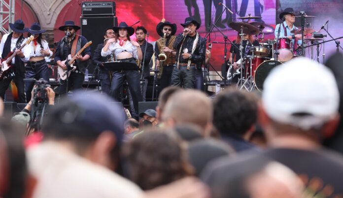 Los Felinos en el 484 aniversario de Morelia