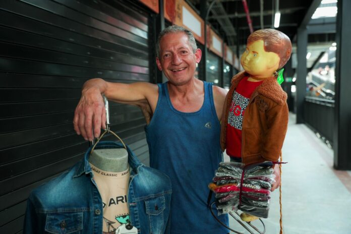 Pátzcuaro, locatorios satisfechos con el nuevo mercado