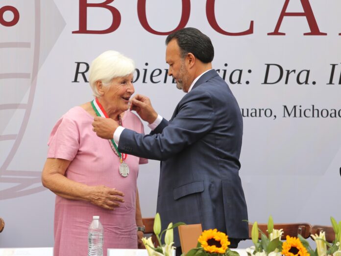 Pátzcuaro, presea a Itse Brunner