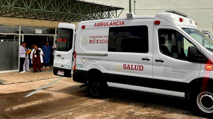 Michoacán, adolescente herido al manipular una pistola
