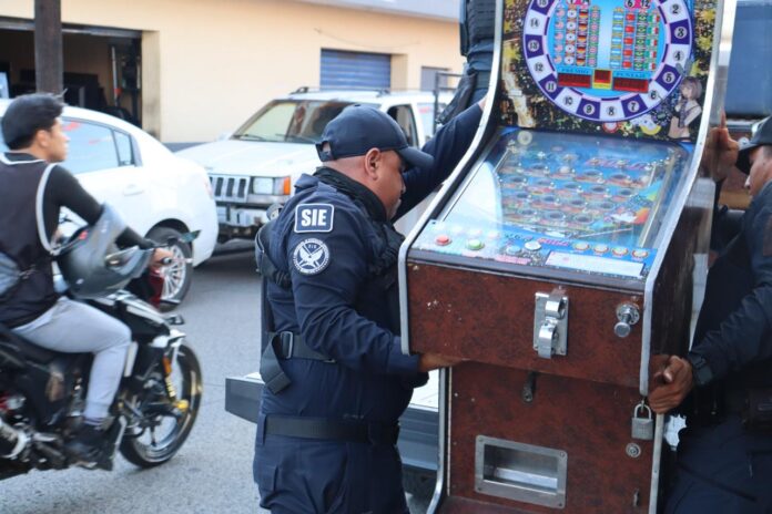 Sigue en Michoacán el decomiso de máquinas tragamonedas