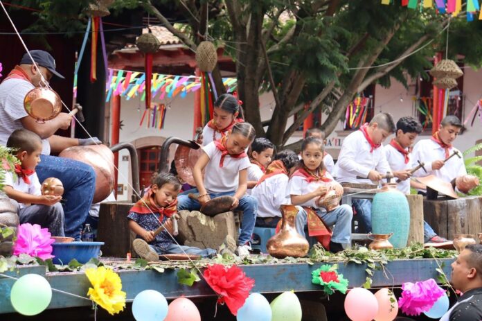 Santa clara del cobre, Mich.,