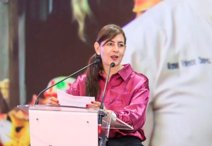 Michoacán, Gabriela Molina