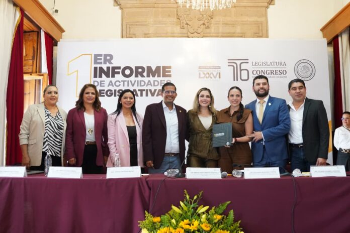 PRD rinde cuentas en el Congreso con su primer informe legislativo