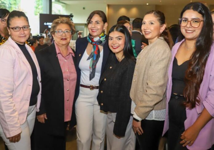 Gabriela Molina lanza plataforma para escuelas incorporadas