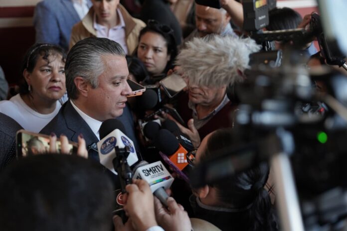 Gobierno entrega al Congreso Proyecto Paquete Económico