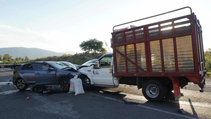 Carambola vehicular deja a un motociclista sin vida