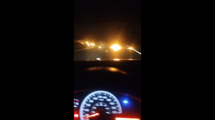 Normalistas de Tiripetío vandalizan en la Morelia-Pátzcuaro