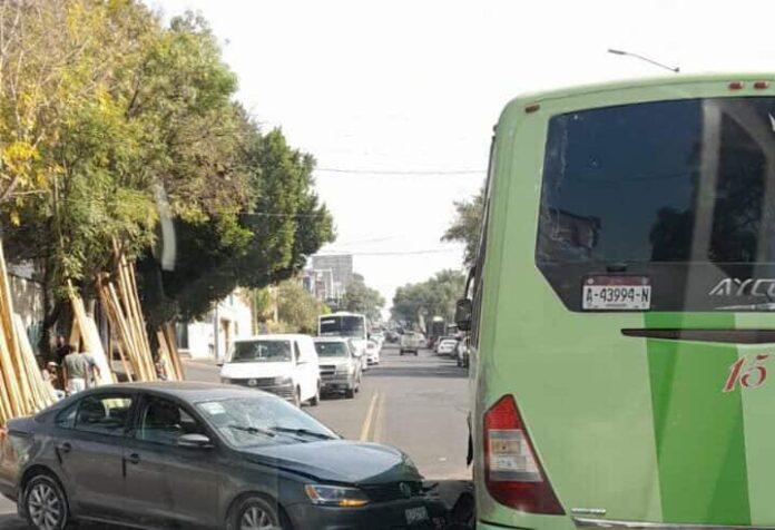 Ocurren 2 choques en distintos puntos de Morelia