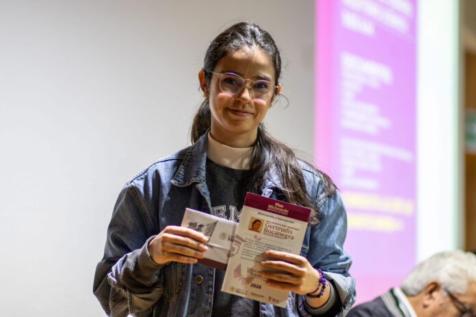 Inicia entrega de tarjetas Gertrudis Bocanegra en Michoacán