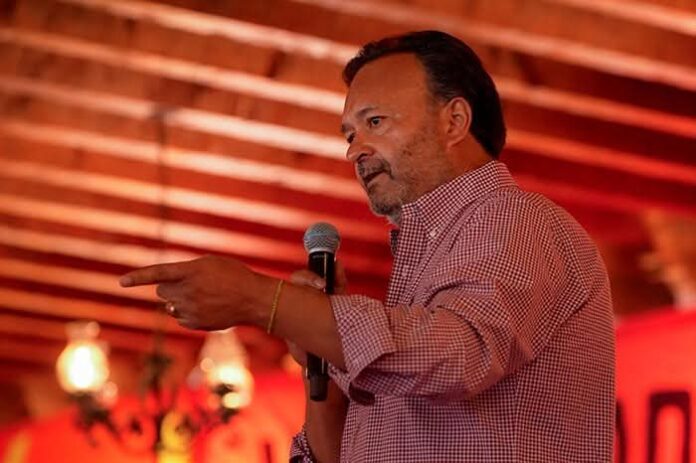 Cuando se decide pensando en la gente, la democracia se fortalece: Arreola