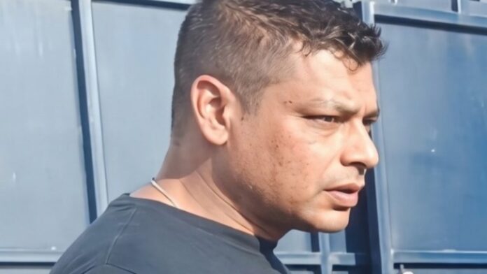 Michoacán, detienen a mando policiaco