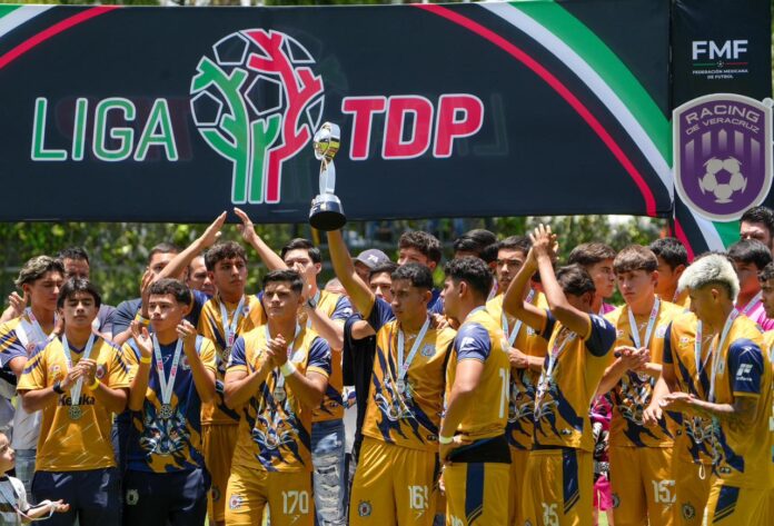 Por primera vez en la historia, Zorros UMSNH es Subcampeón
