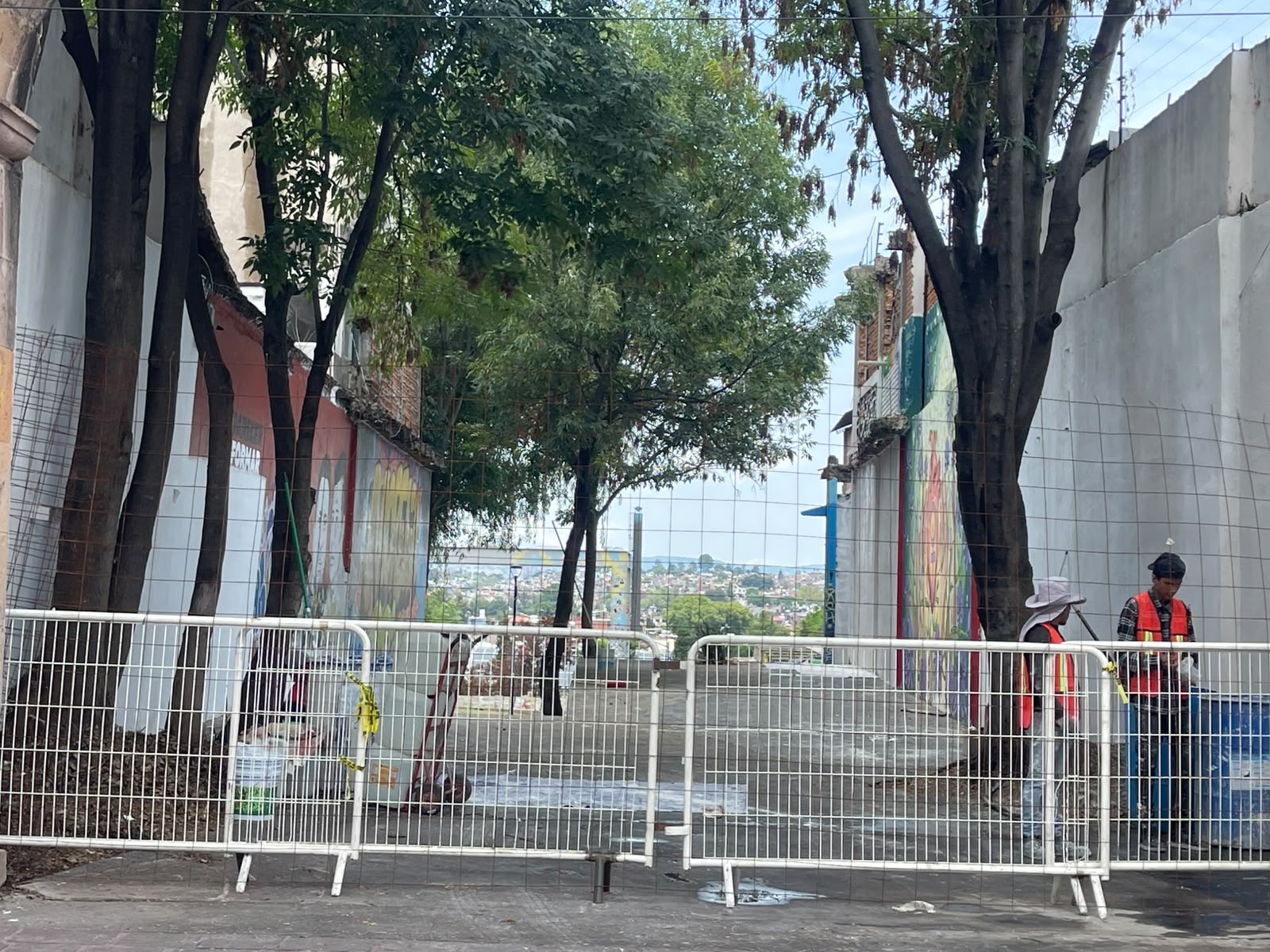 Ayuntamiento vuelve a borrar memorial de periodistas desaparecidos