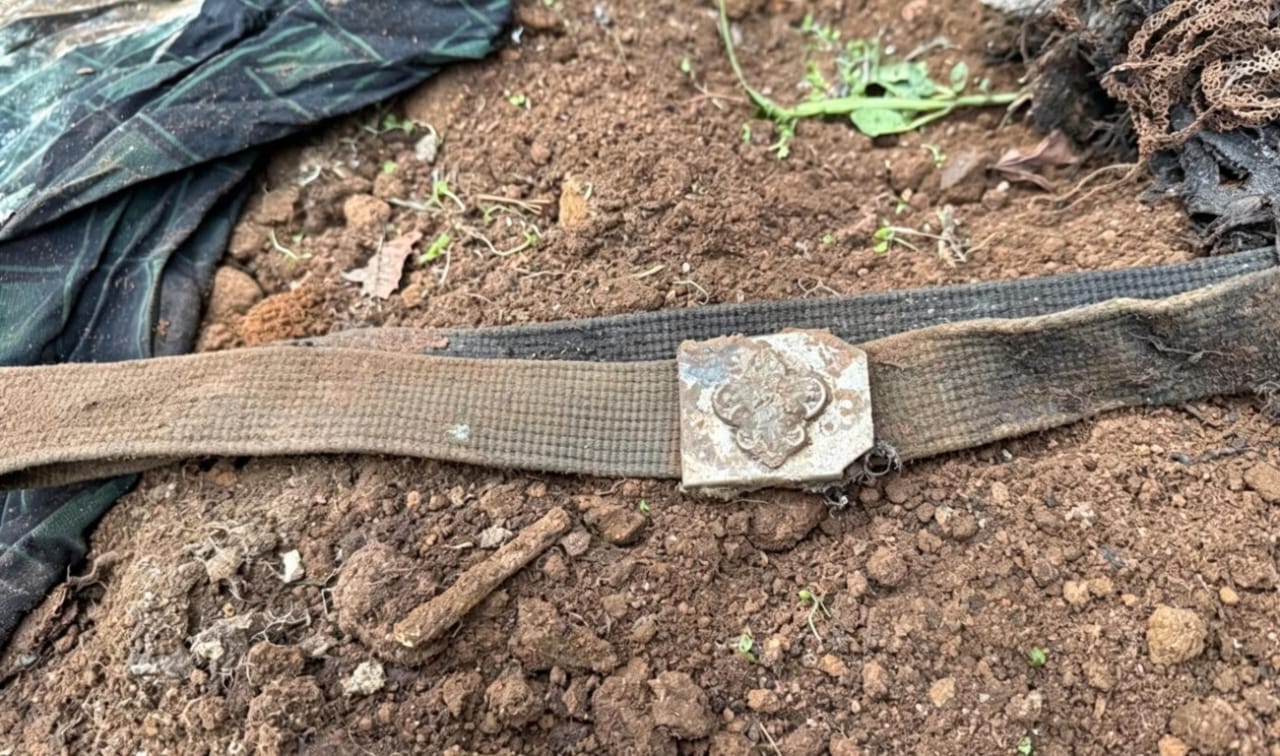 Madres buscadoras localizan restos en fosas clandestinas de Uruapan