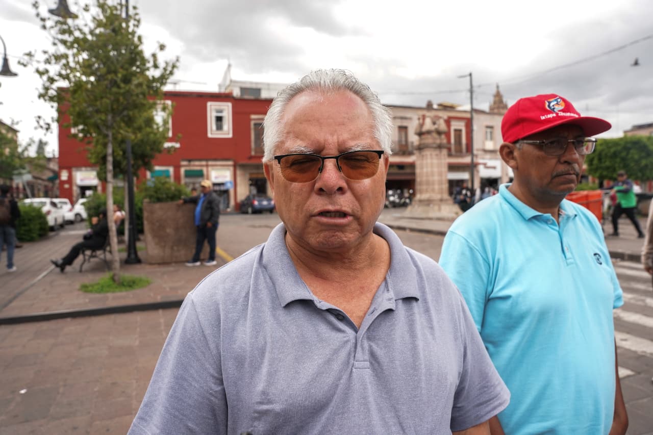Sin acuerdos, taxistas regresan al Centro y alistan cierre de Madero