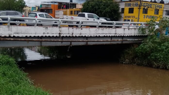 Monitorean niveles de ríos de Morelia