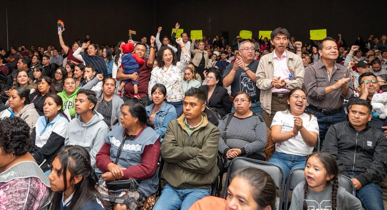 Celeste Ascencio rinde segundo informe legislativo