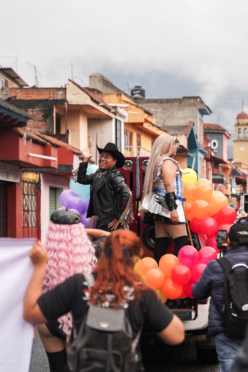 ¡Se desata el orgullo LGBT+ en Paracho!