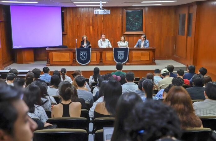 Tribunal Anticorrupción difunde justicia alternativa en el país