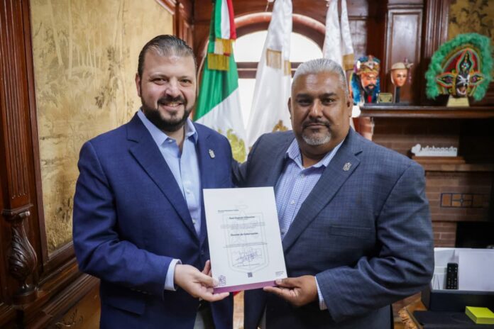 Tercia de relevos en la Secretaría de Gobierno