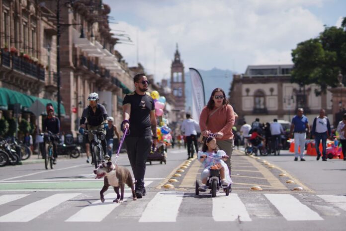 Día mundial de la madre y del padre
