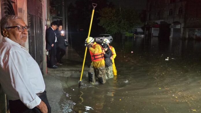 Protección civil atiende afectaciones por tormenta eléctrica, Morelia