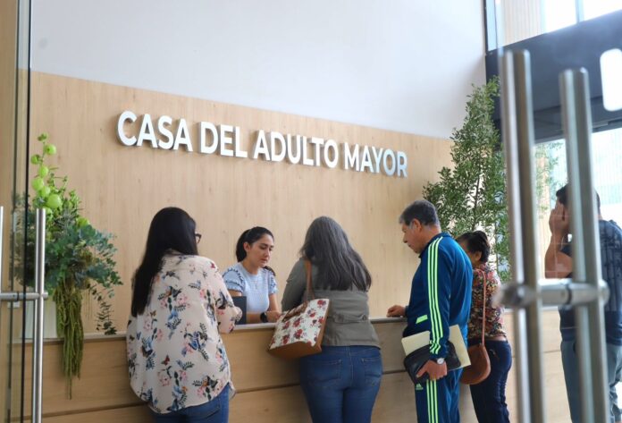 Paola Delgadillo invita a inscribirse a la nueva Casa del Adulto Mayor