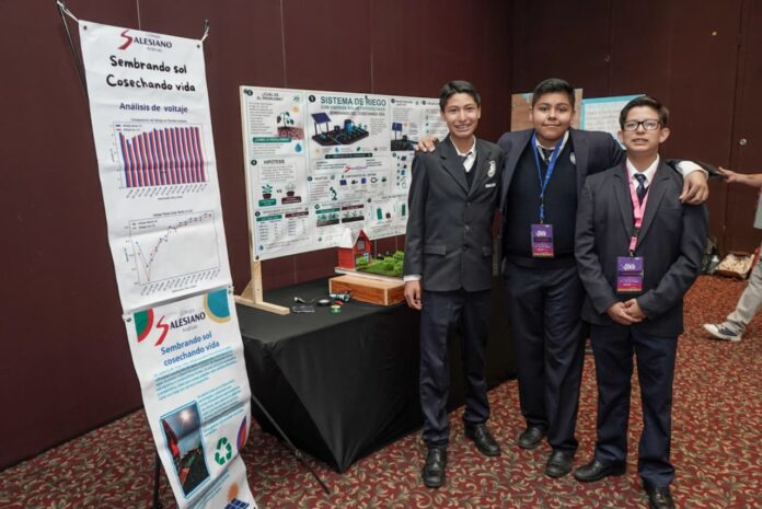 Niñez michoacana impulsa el futuro con "manos a la ciencia"