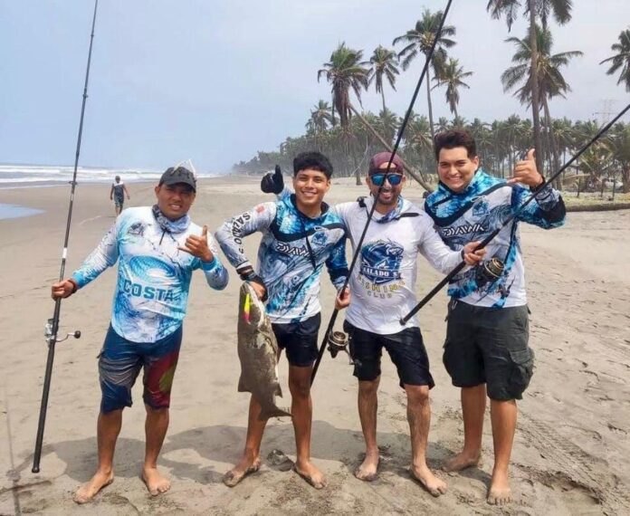 Playa Jardín, sede de la 1ª Copa Reyna Pío de Pesca Deportiva