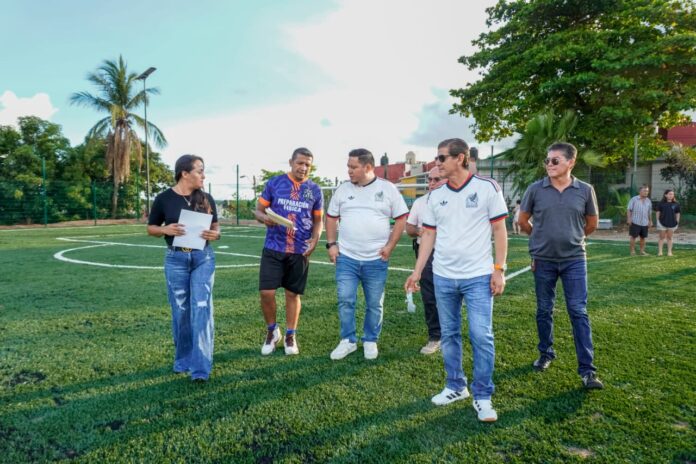 Autoridades de la costa promueven el deporte con obras
