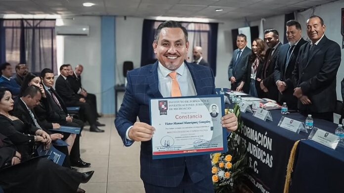 MC desmiente hospitalización de Víctor Manríquez