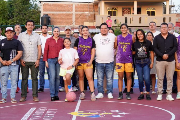 Manuel Esquivel Entrega Área Deportiva y Trotapista
