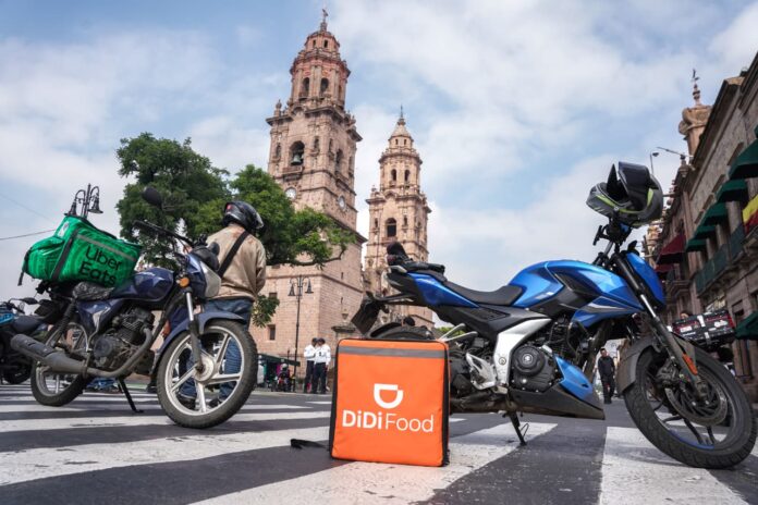 Exigen justicia por joven motociclista atropellado en Morelia Exigen justicia por joven motociclista atropellado en Morelia