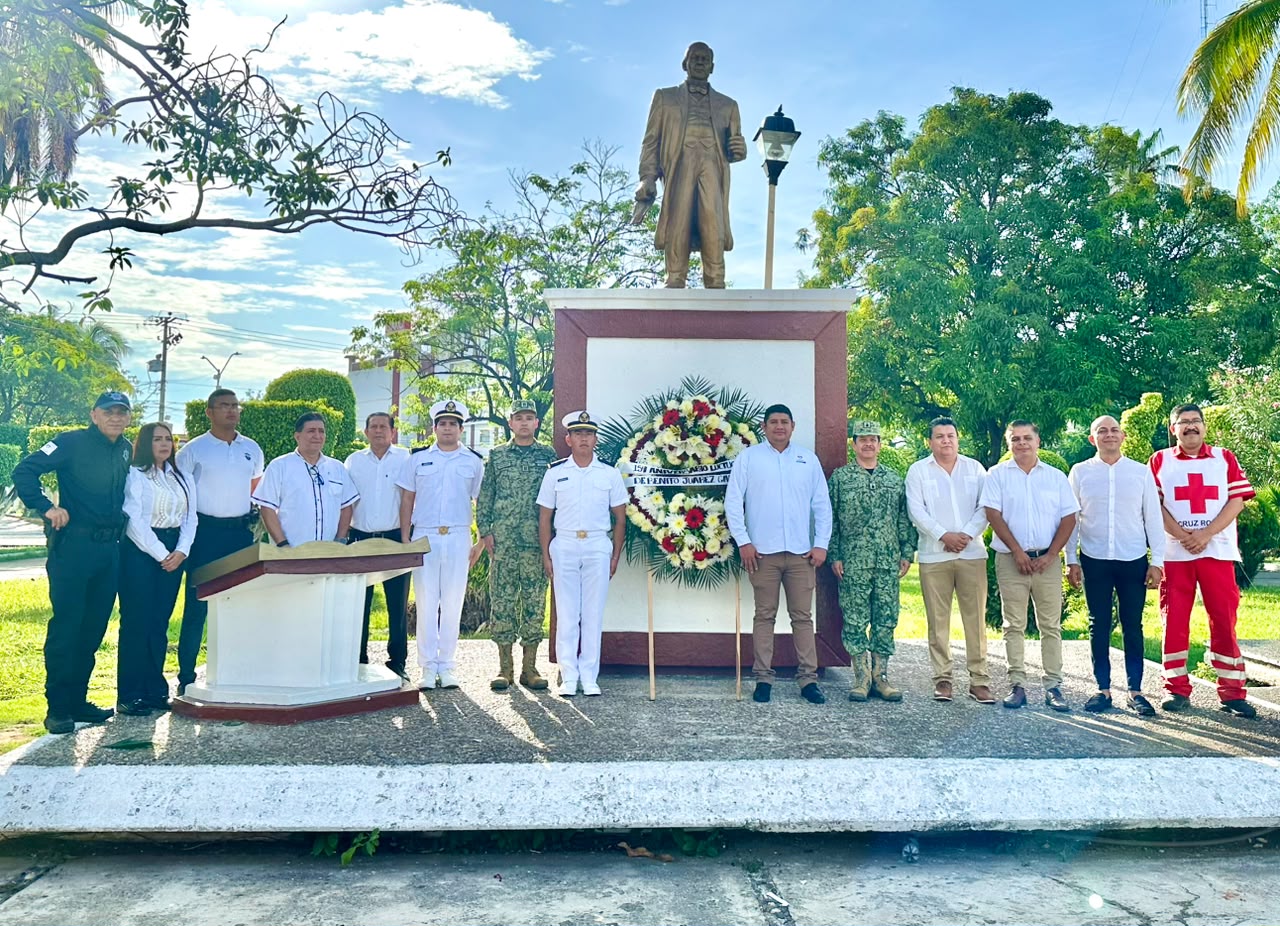 Autoridades Conmemoran el 154º Aniversario Luctuoso de Benito Juárez