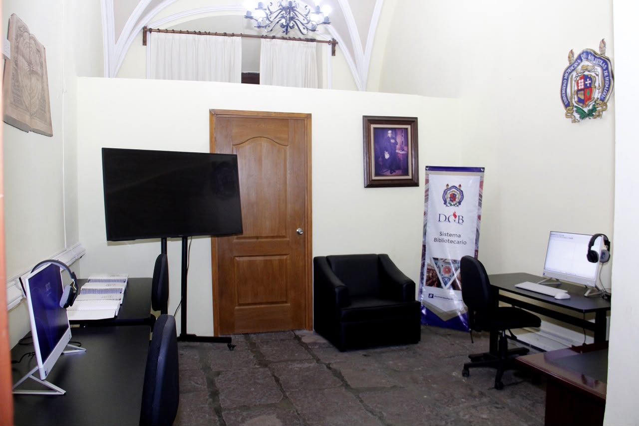 Gestión de Yarabí Ávila implementa acciones para una UMSNH más inclusiva