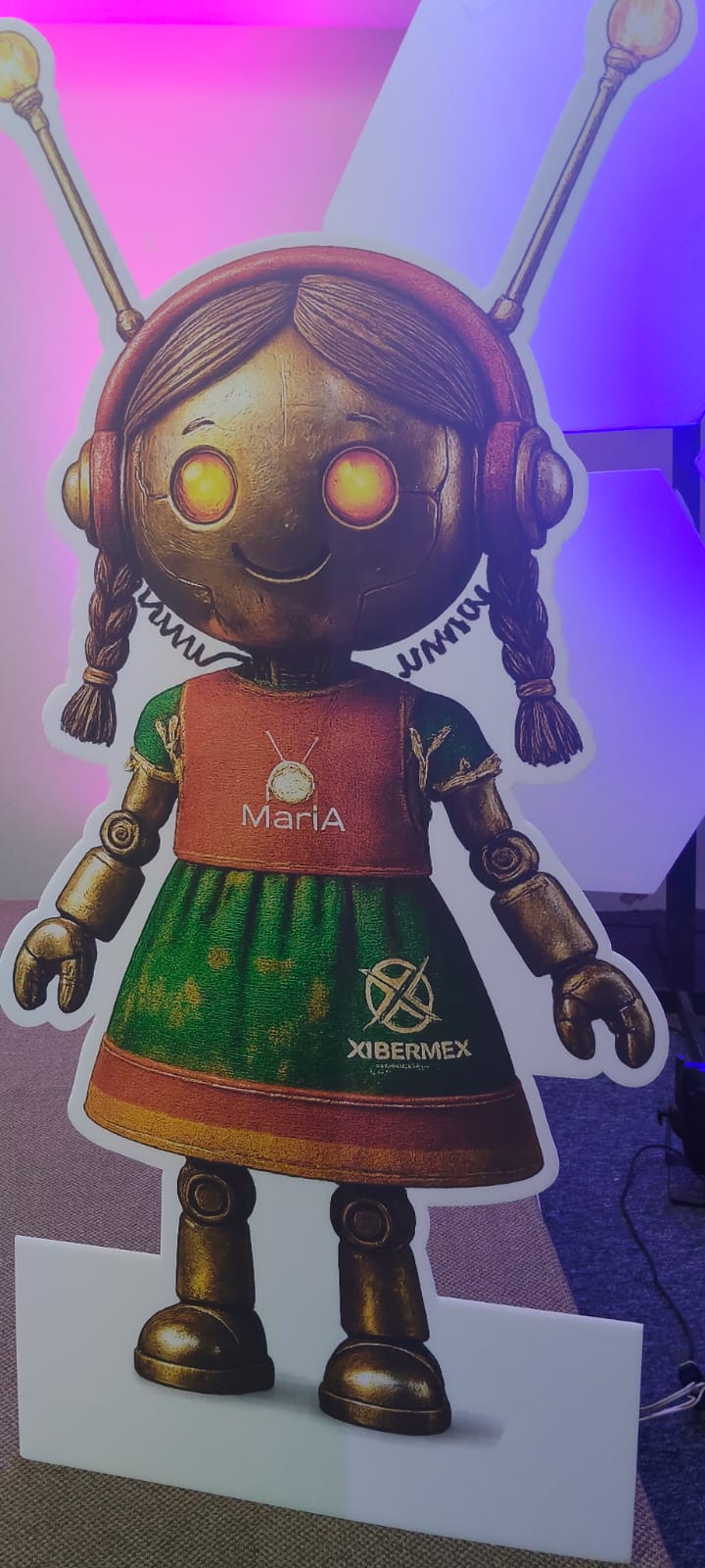 Xibermex alista el lanzamiento de “María”, una IA para alumnos de primaria