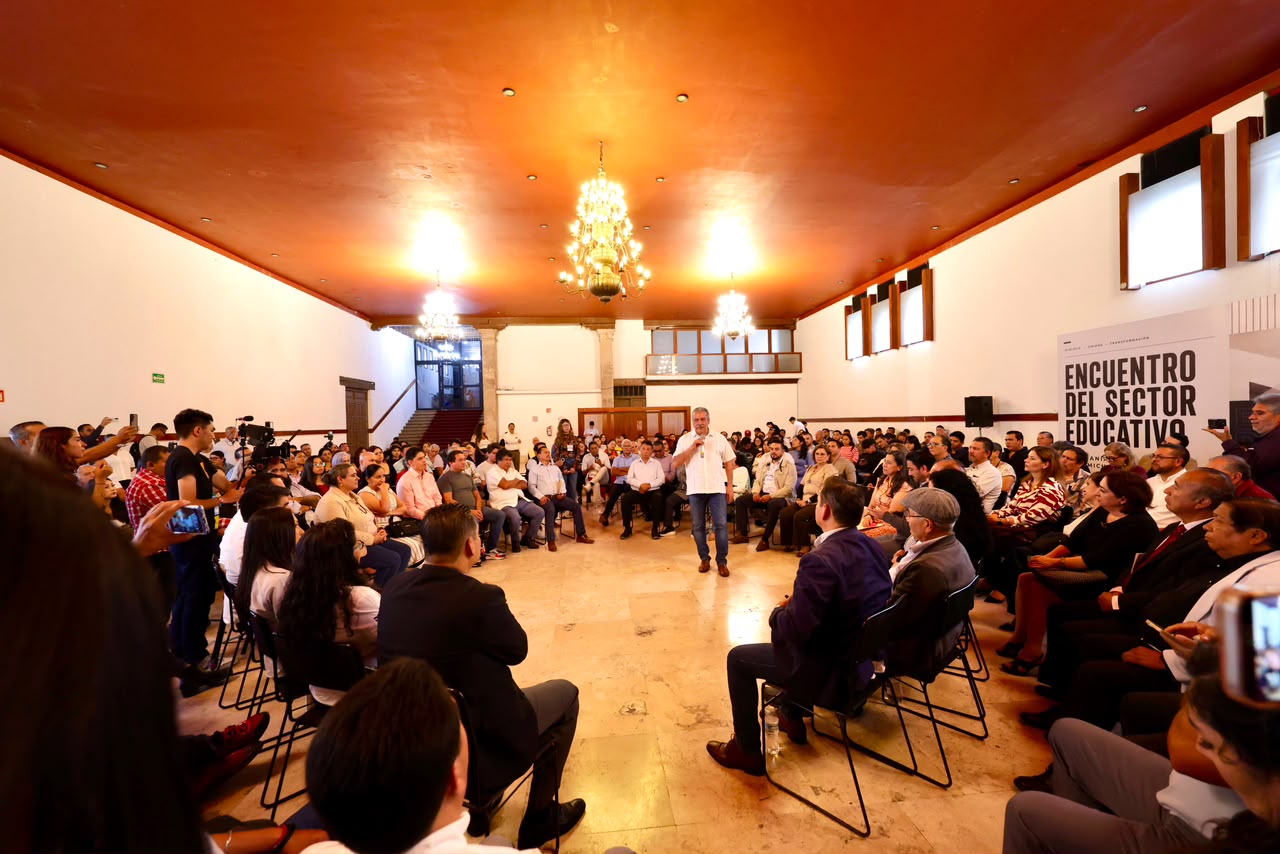 Sector educativo de Michoacán cierra filas con Raúl Morón