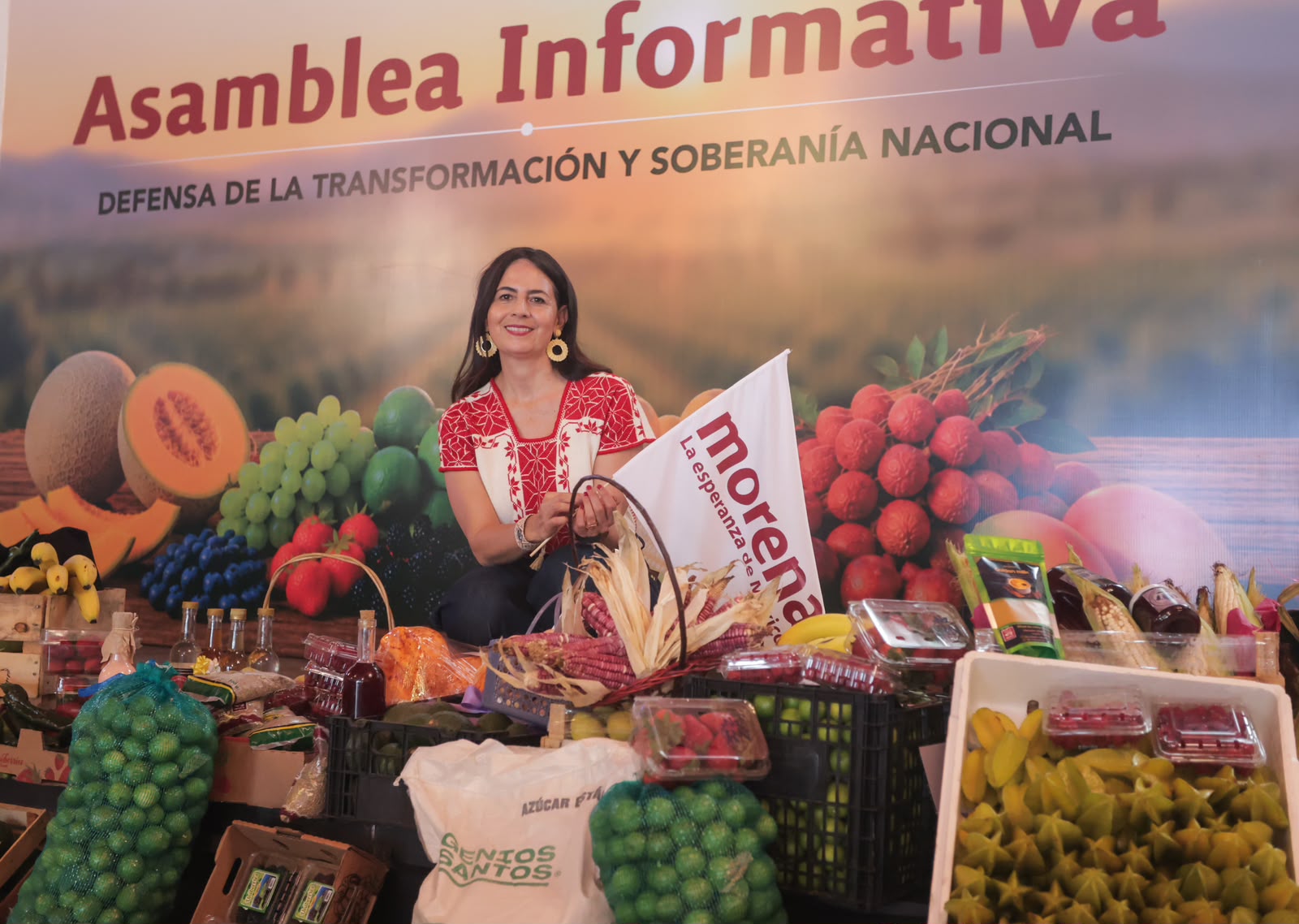 El campo michoacano cierra filas con Gaby Molina