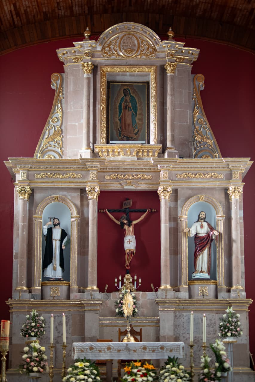 La fe que resiste al tiempo en la Parroquia de Santiago Apóstol