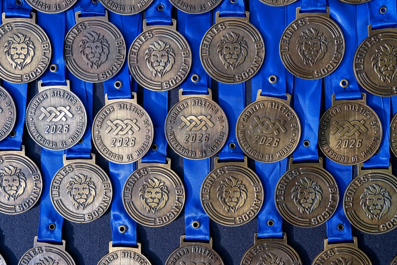 Más de 300 corredores celebran el 32 aniversario de la UDEM