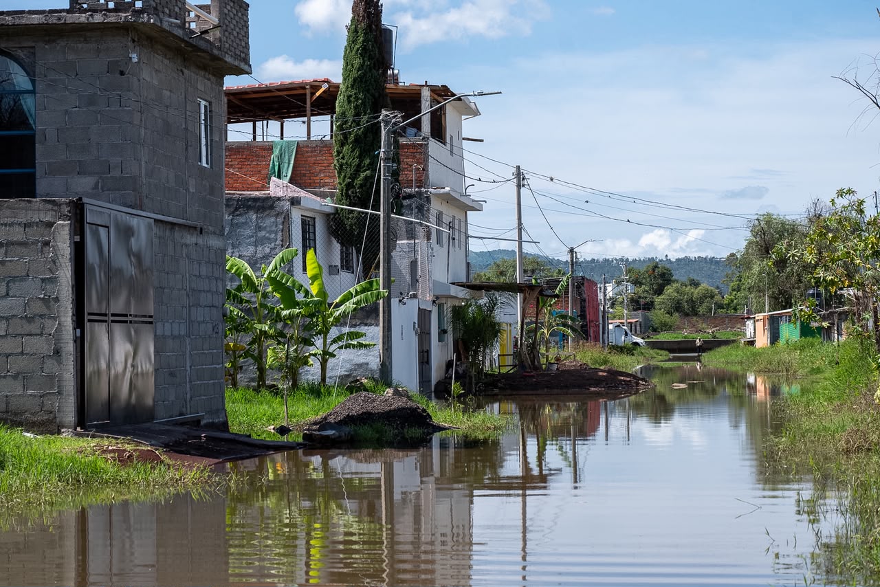 Casi 22 días bajo el agua; desesperación crece entre familias de colonia Benito Juárez