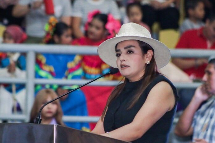 La educación y la capacitación transforman vidas: Grecia Quiroz La educación y la capacitación transforman vidas: Grecia Quiroz