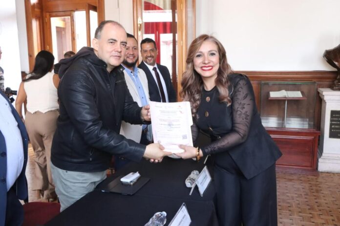 Congreso y STASPLE entregan constancias por capacitación