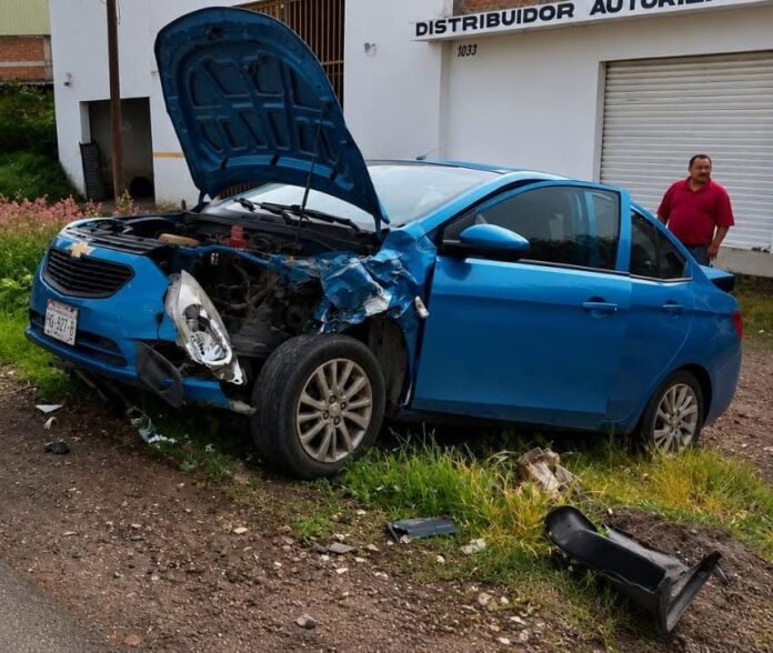 Conductor huye tras provocar choque en La Piedad