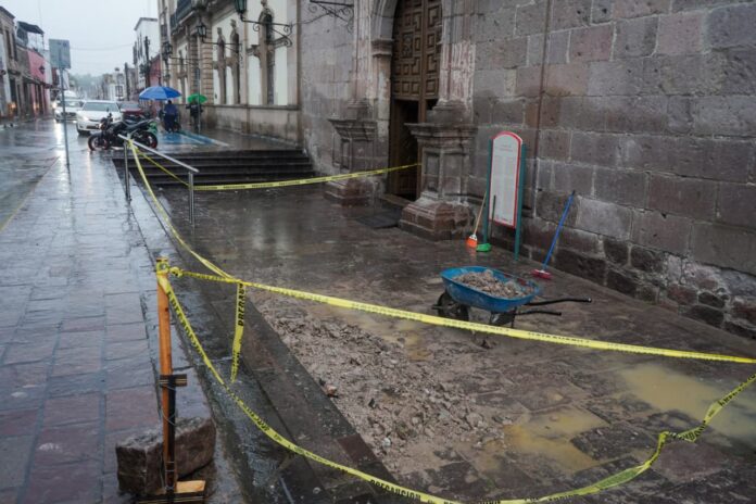 Lluvias provocan desprendimiento de piedras en Templo de Capuchinas