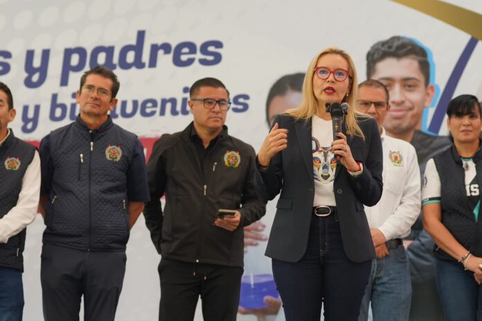 UMSNH, Con educación, gana méxico y gana michoacán: Yarabí Ávila